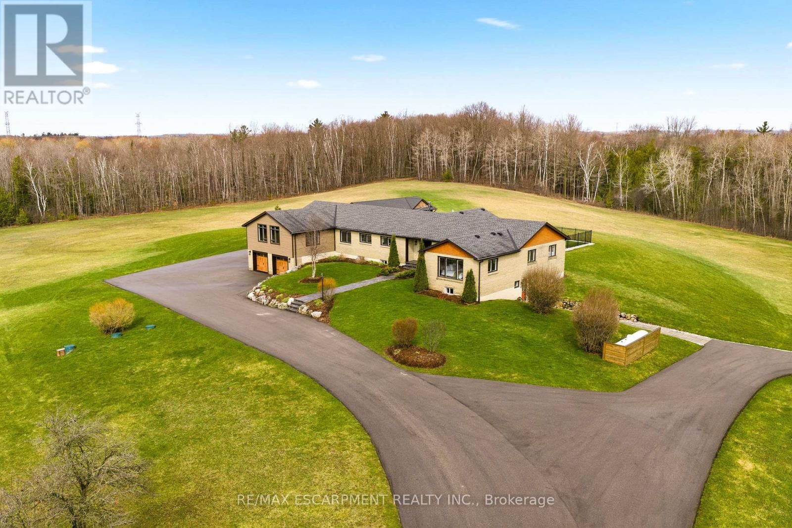 1371 10TH CONCESSION ROAD WEST Image 2