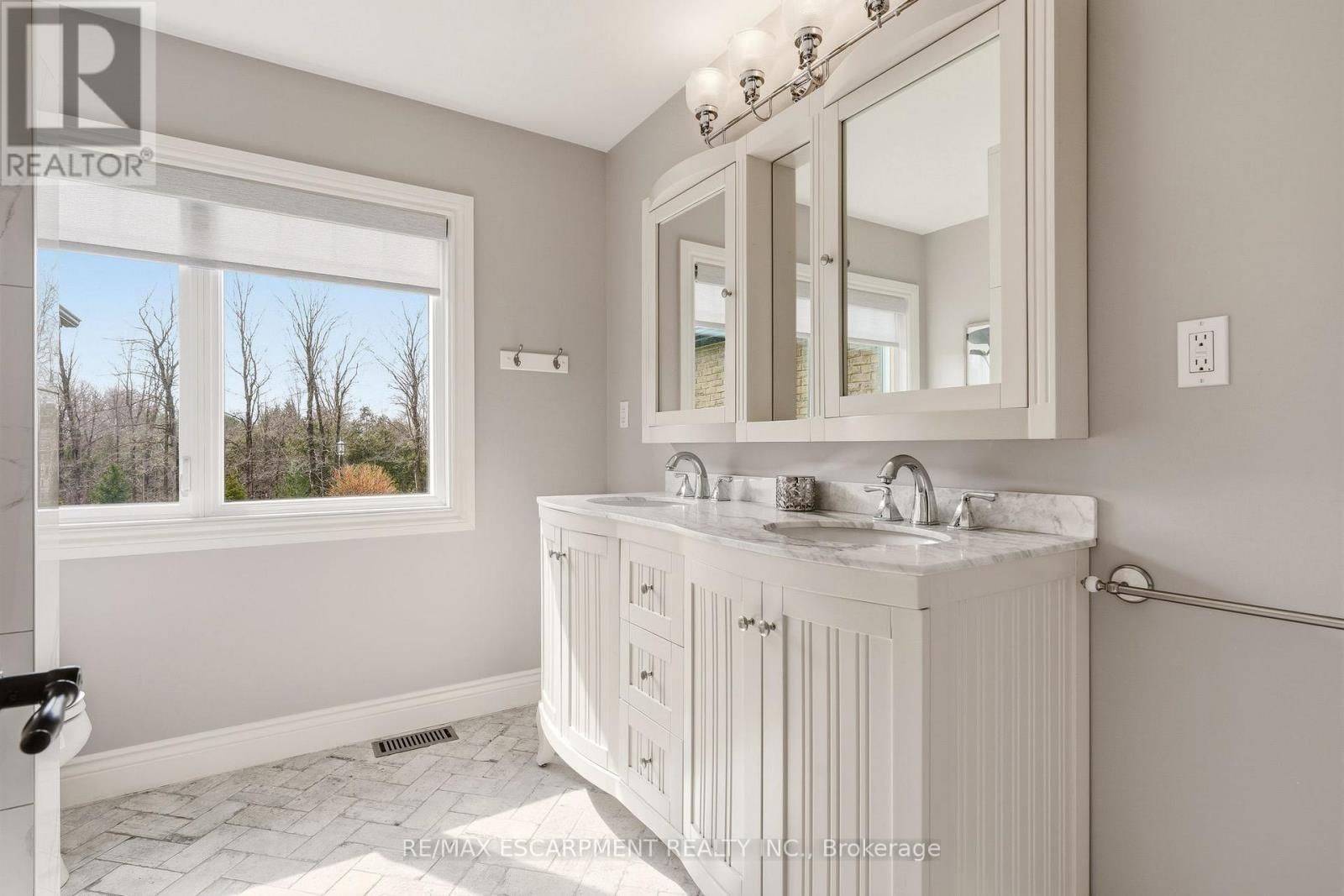 1371 10TH CONCESSION ROAD WEST Image 21