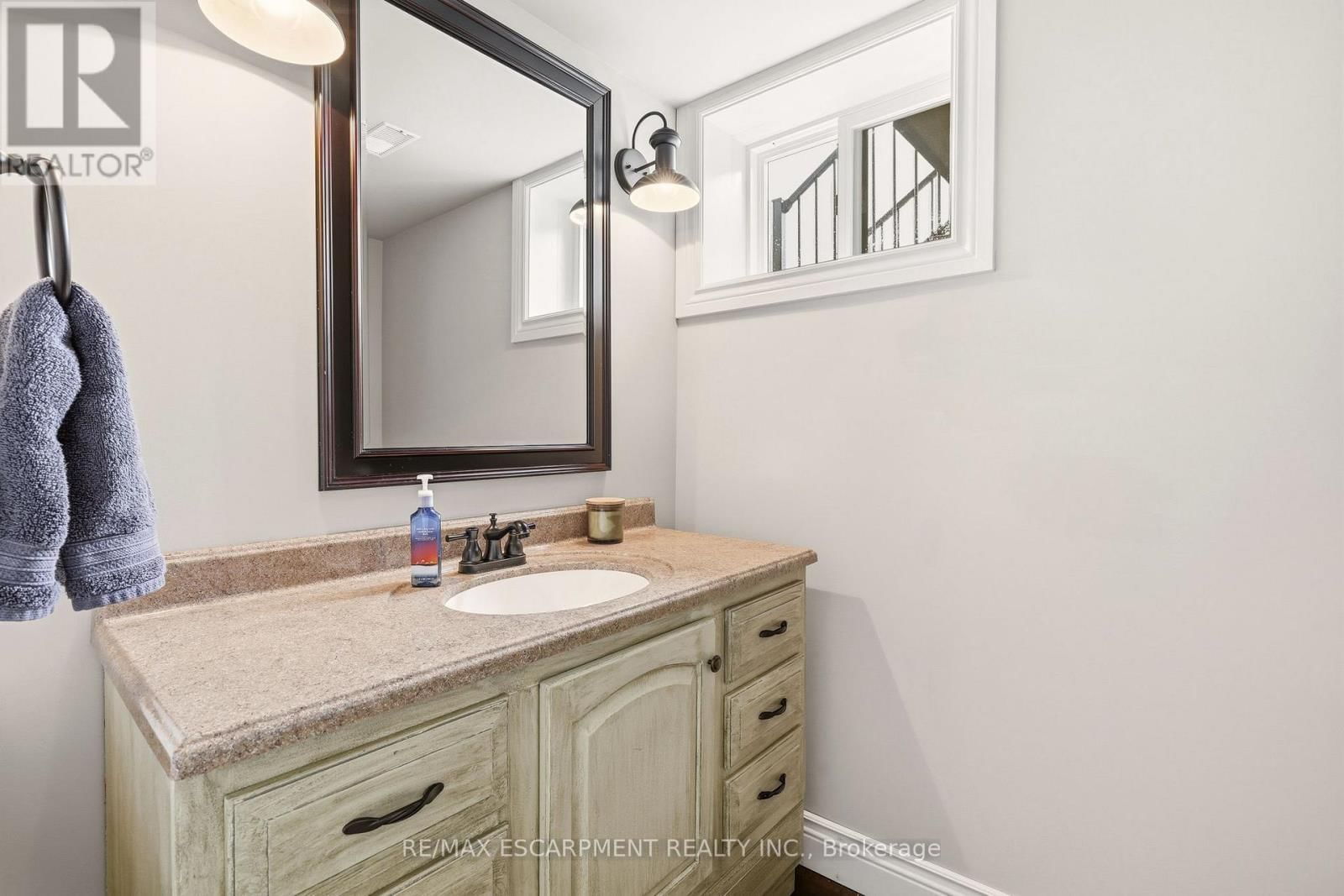 1371 10TH CONCESSION ROAD WEST Image 34