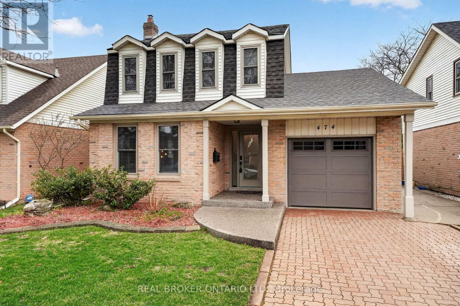 474 KNIGHTSBRIDGE CRESCENT Image 2