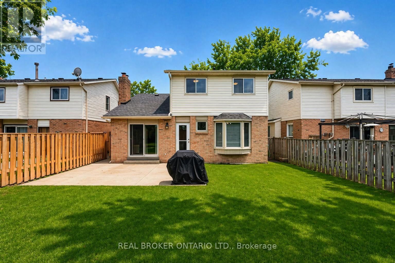 474 KNIGHTSBRIDGE CRESCENT Image 35