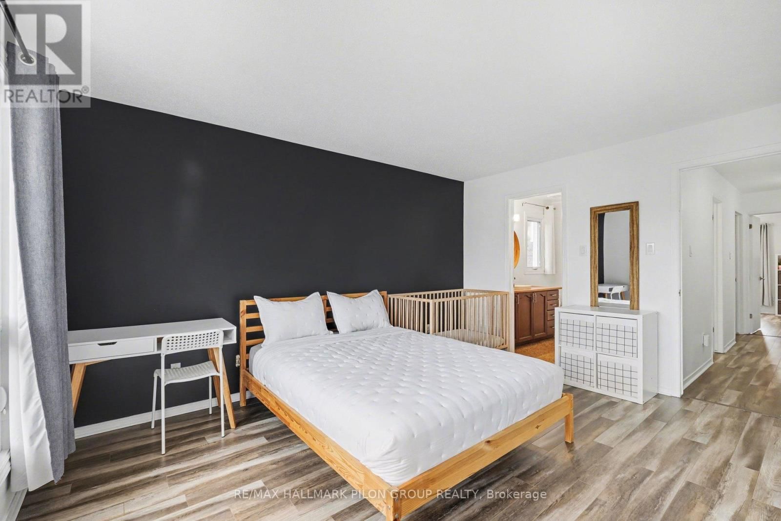 1121 GABLEFIELD PRIVATE Image 12