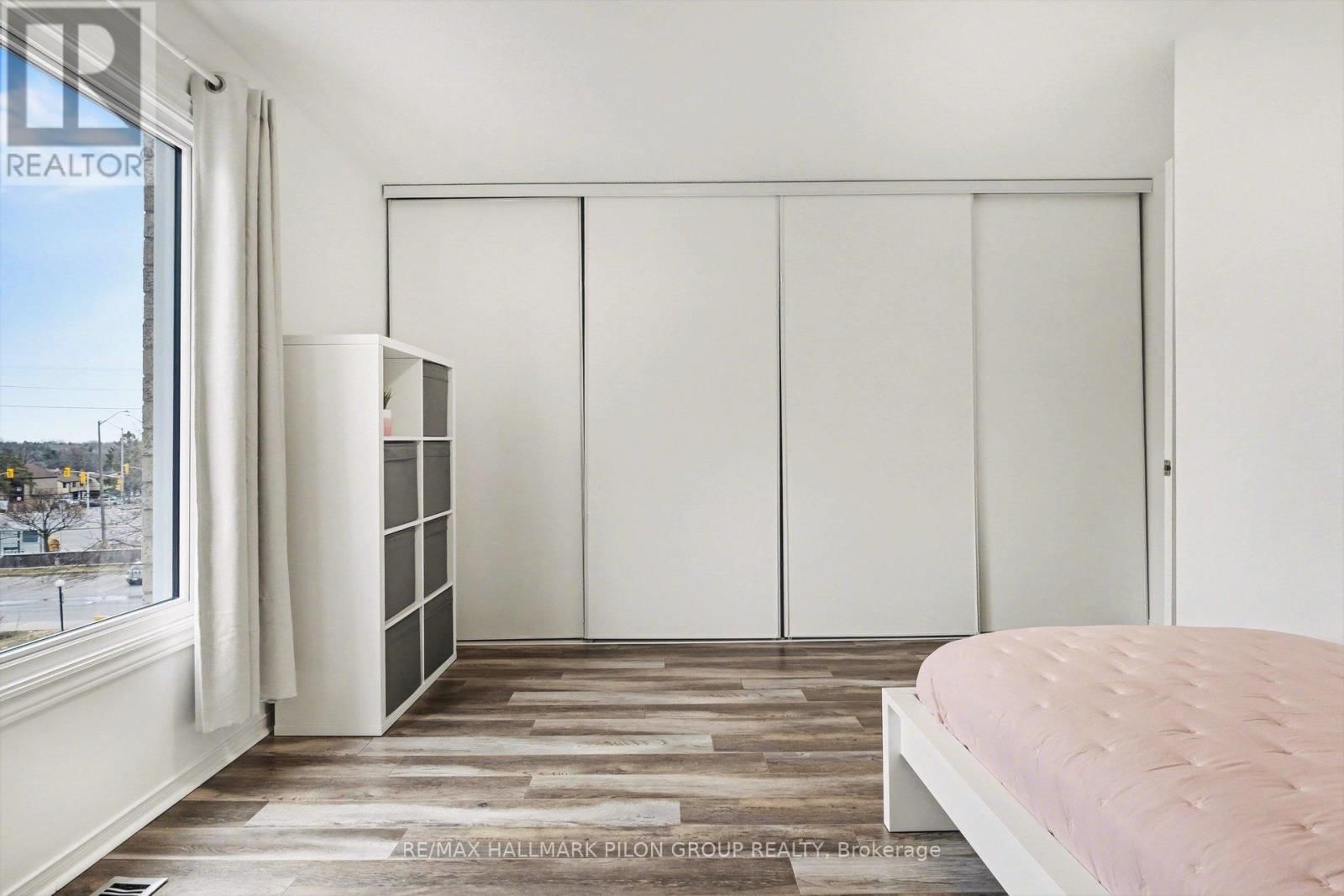 1121 GABLEFIELD PRIVATE Image 15