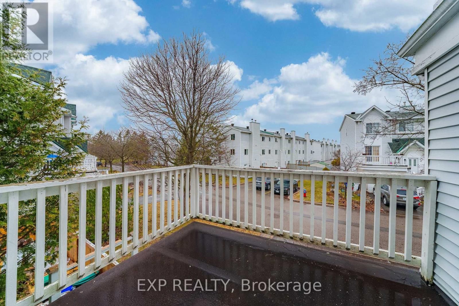 98 CASTLEGREEN PRIVATE Image 14