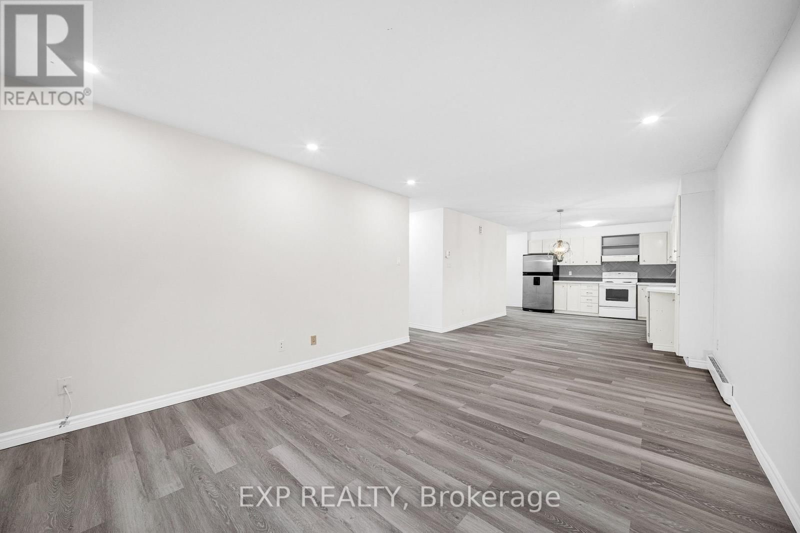 98 CASTLEGREEN PRIVATE Image 8