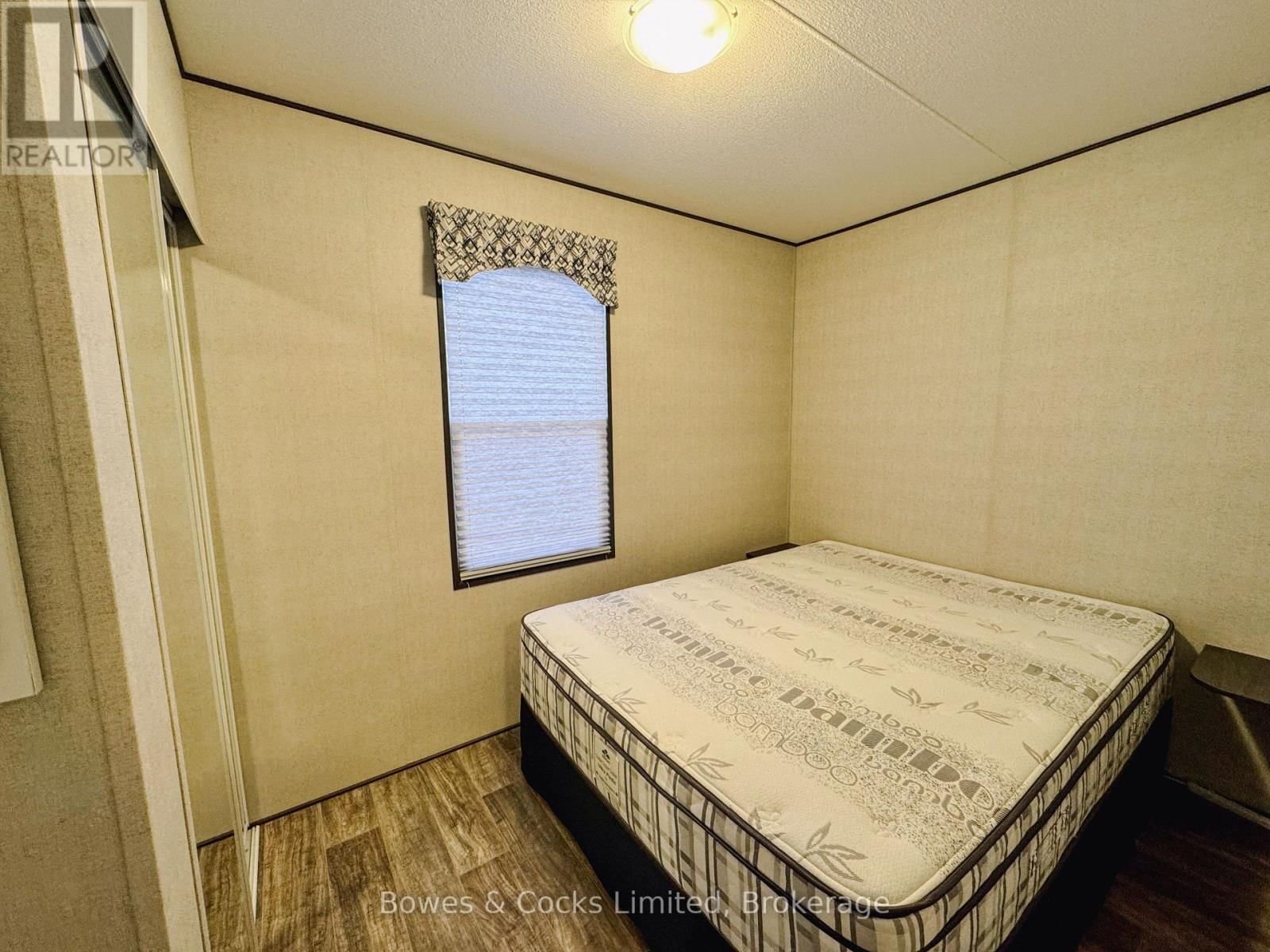 10 Lambton - 1235 VILLIERS LINE Image 25