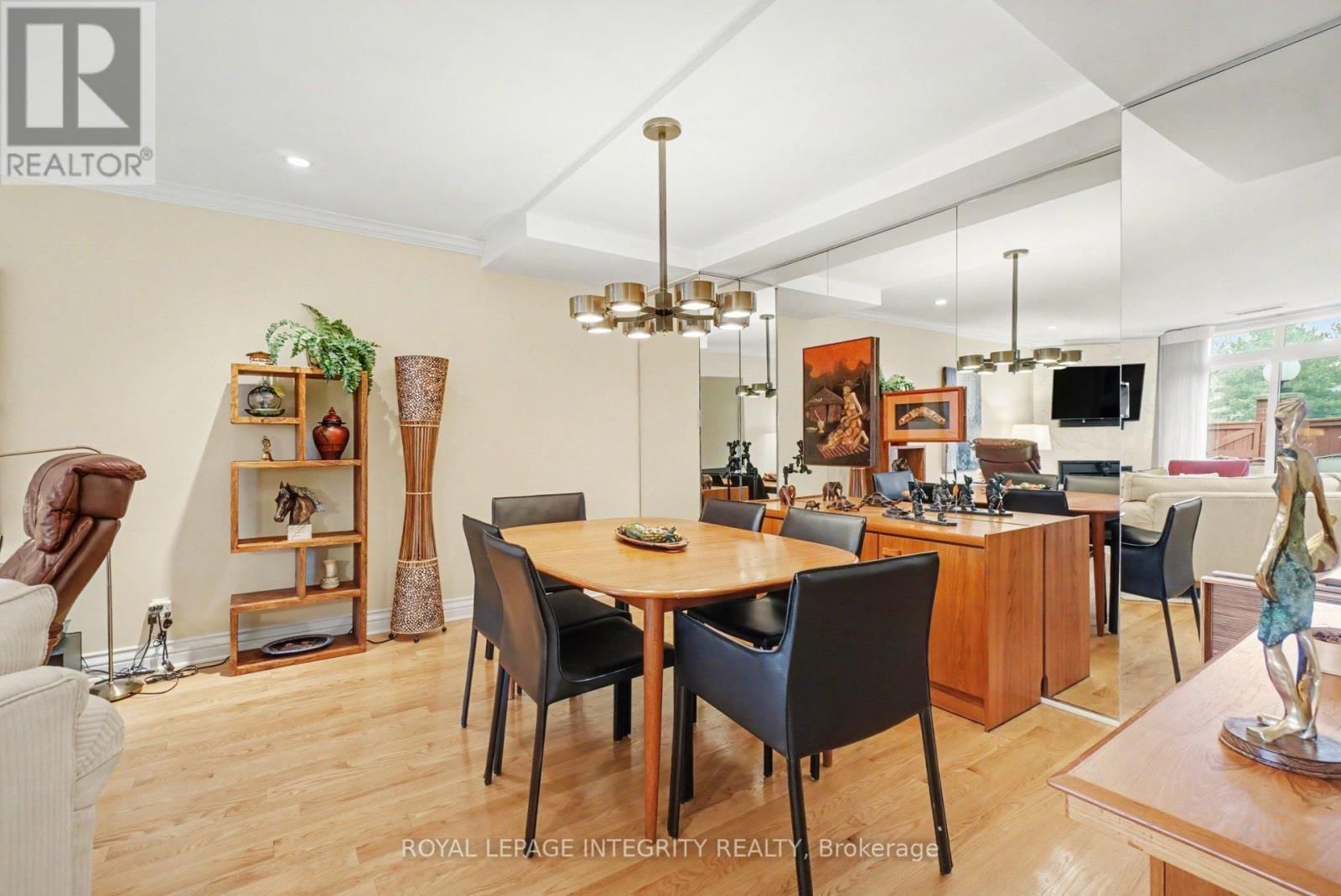 30 - 100 HILLSIDE DRIVE Image 12