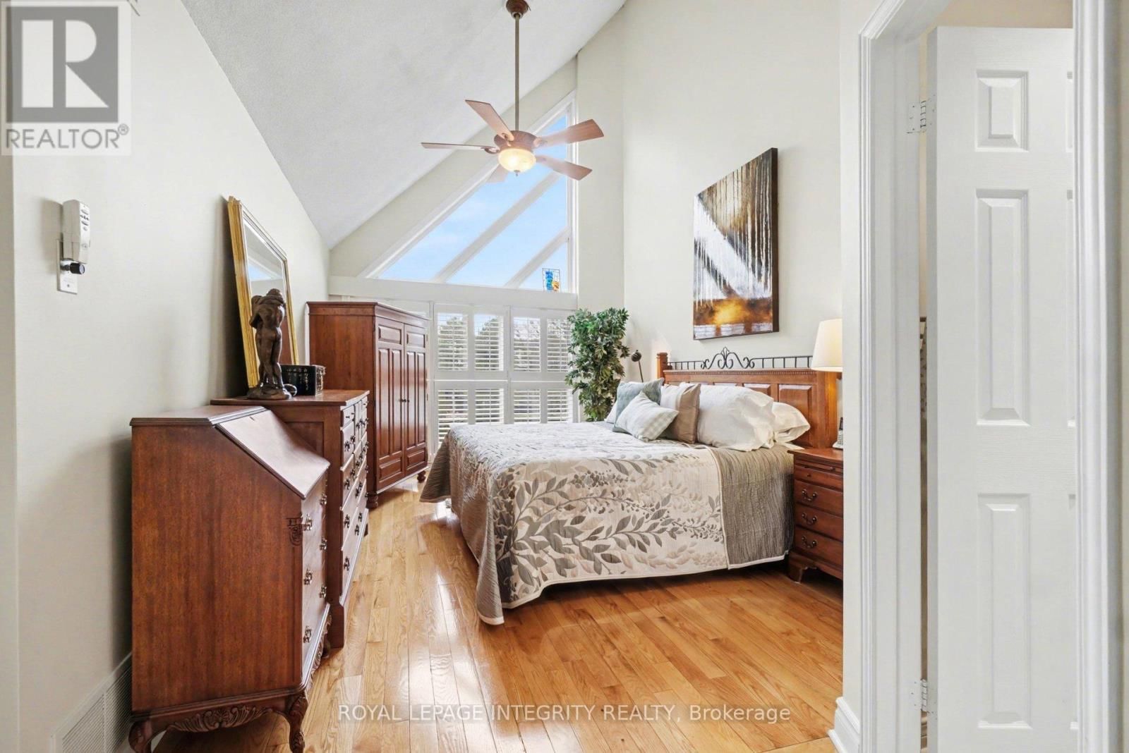 30 - 100 HILLSIDE DRIVE Image 20