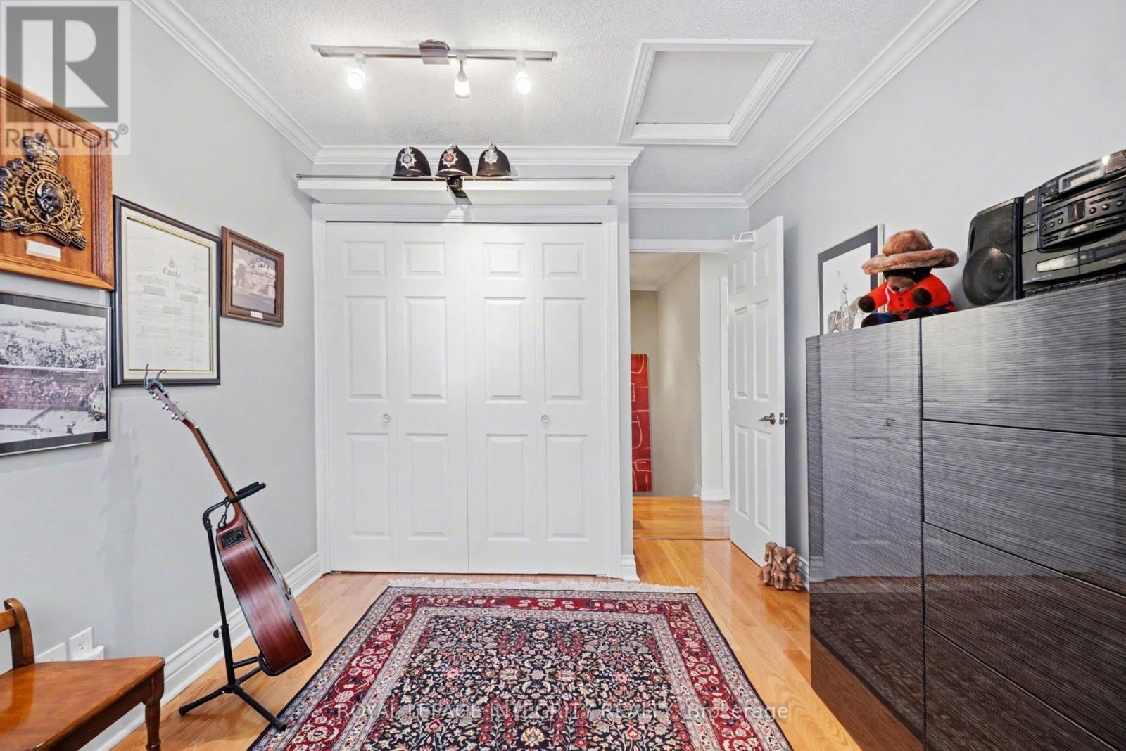 30 - 100 HILLSIDE DRIVE Image 27