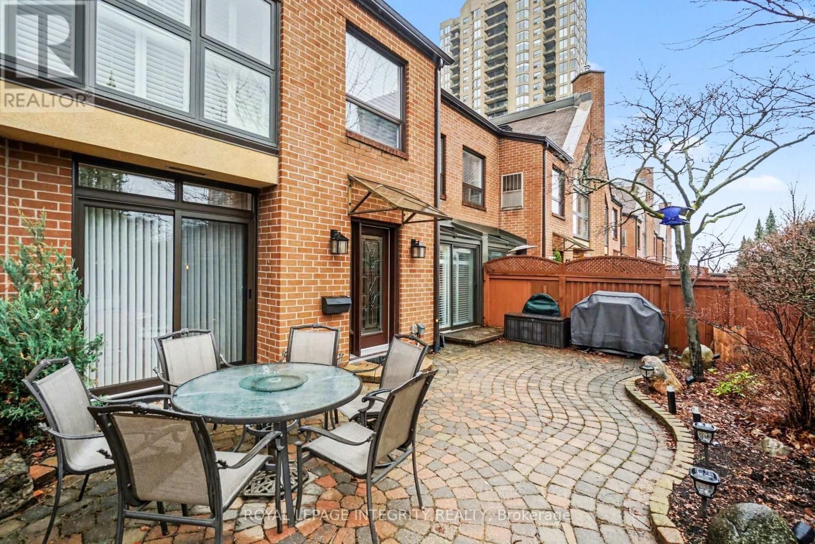 30 - 100 HILLSIDE DRIVE Image 30