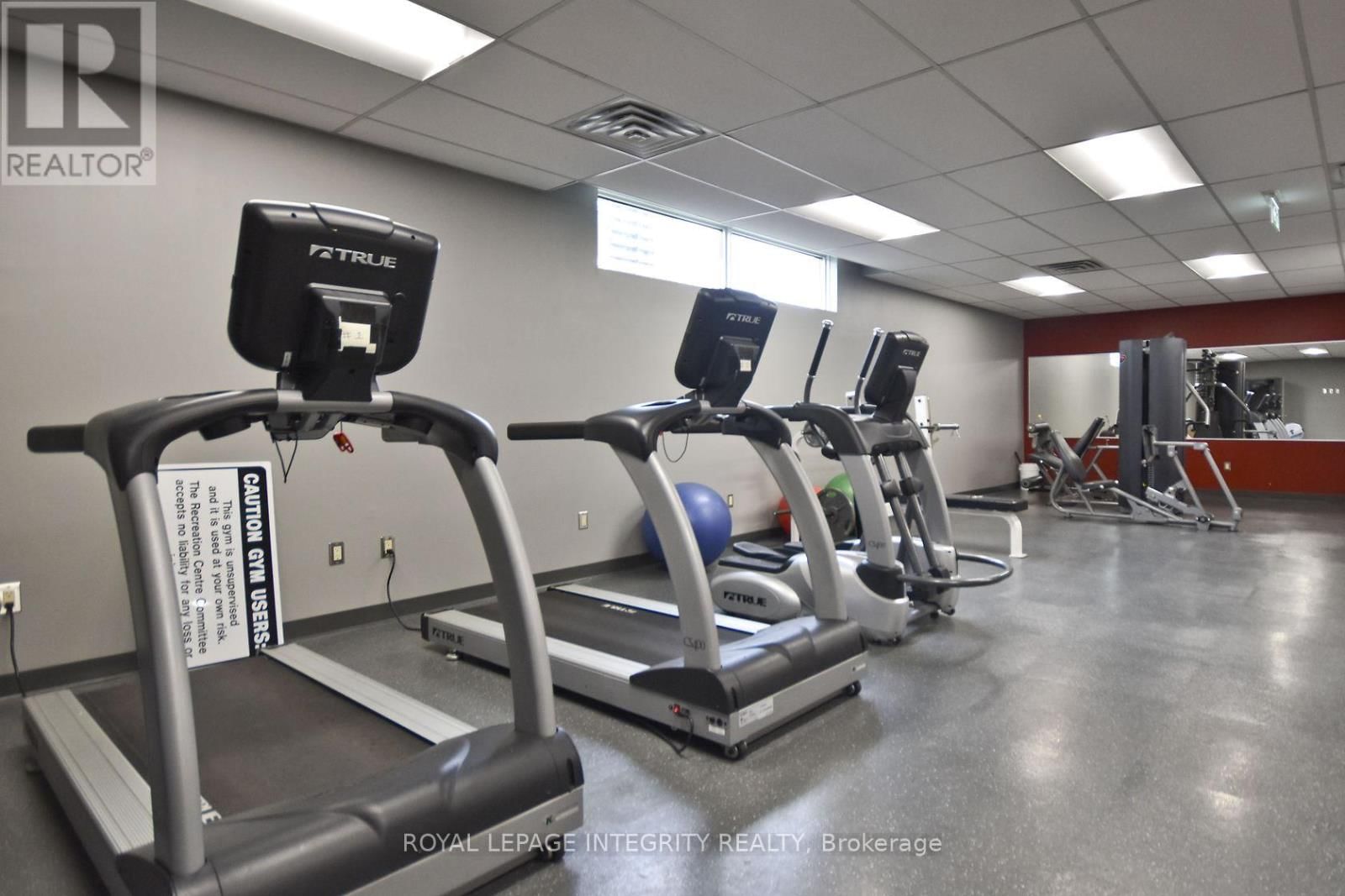 30 - 100 HILLSIDE DRIVE Image 33