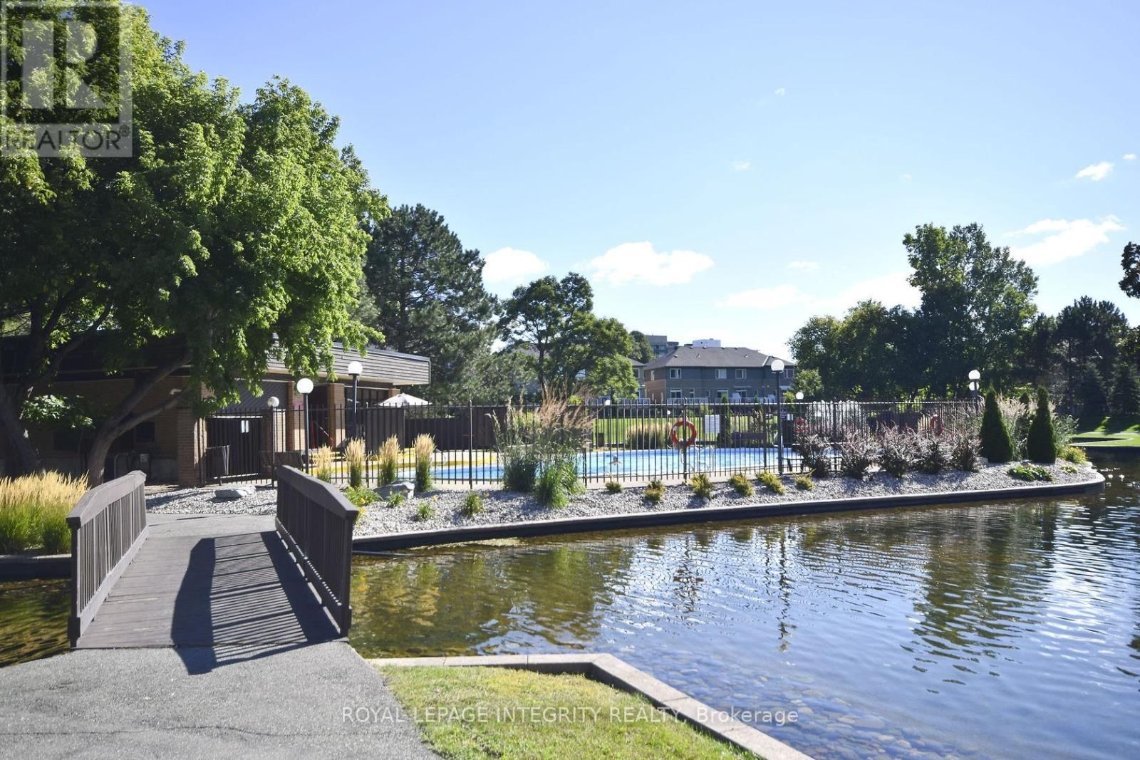 30 - 100 HILLSIDE DRIVE Image 42