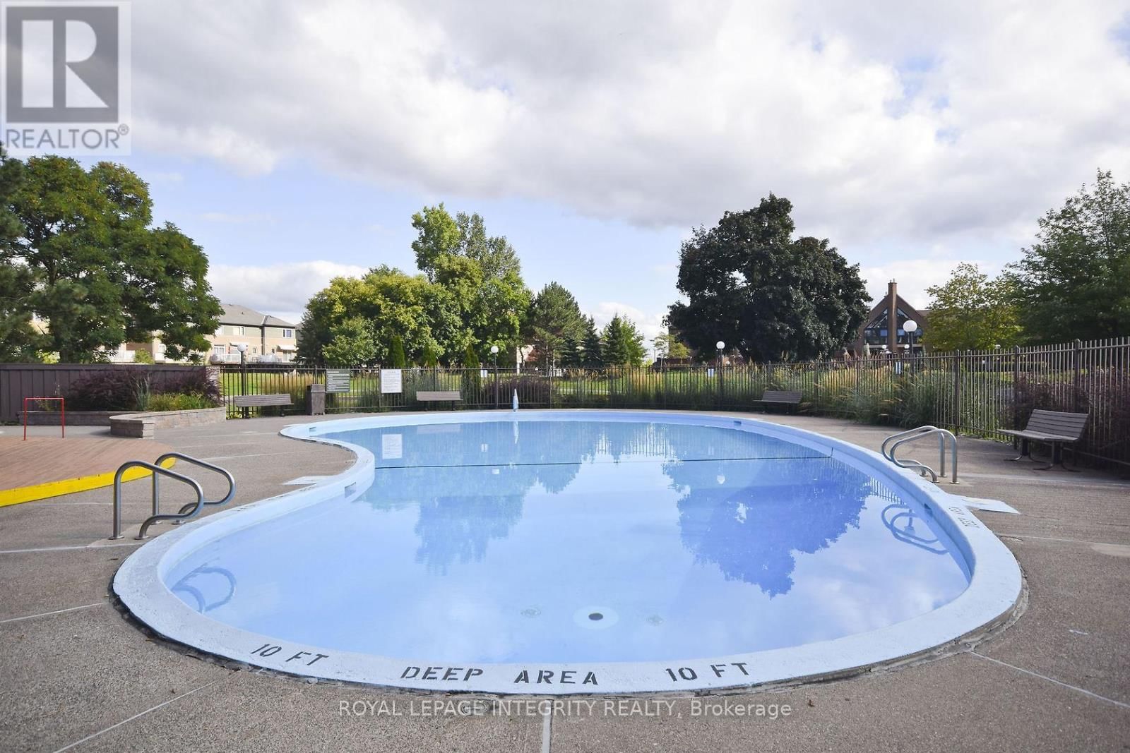 30 - 100 HILLSIDE DRIVE Image 45