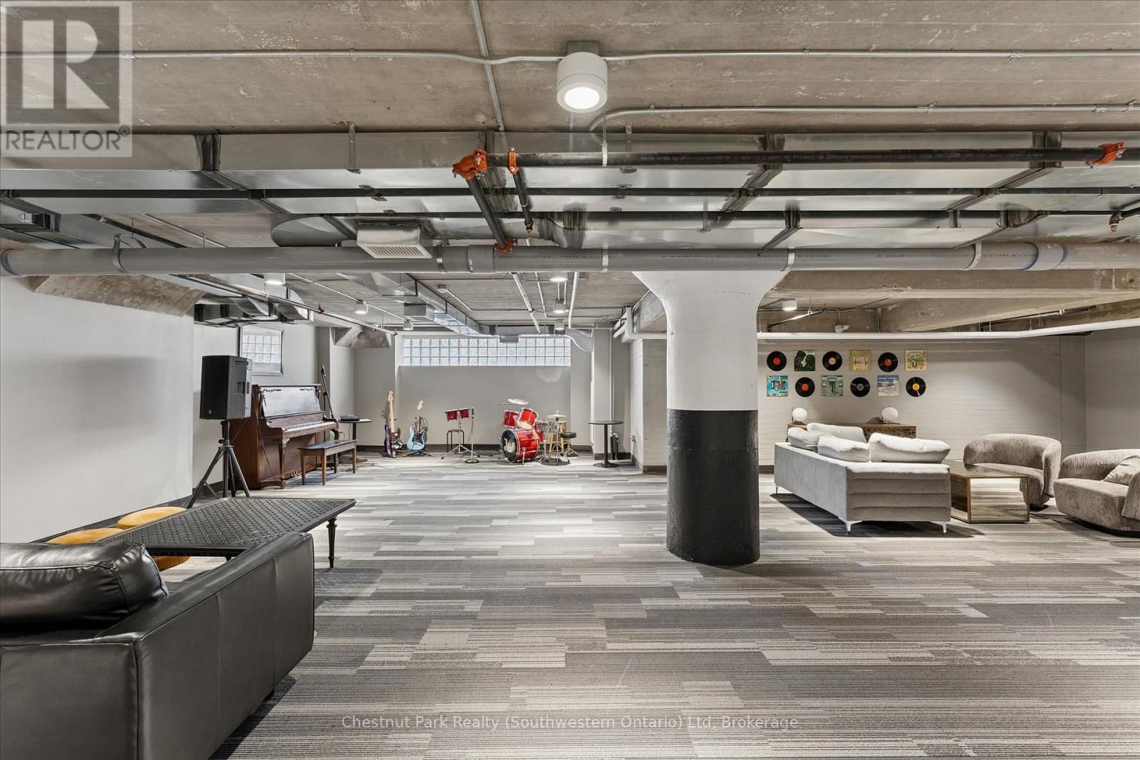 317 - 120 HURON STREET Image 23