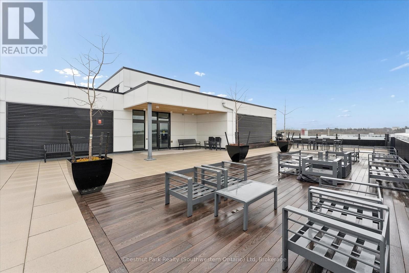 317 - 120 HURON STREET Image 26