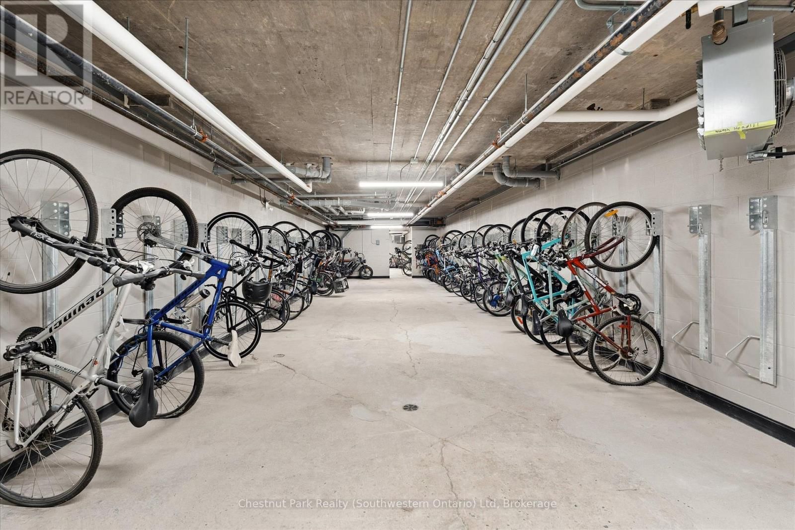 317 - 120 HURON STREET Image 30