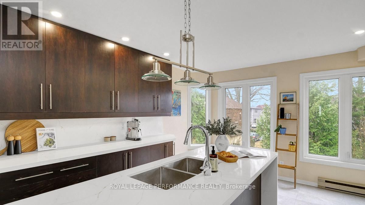 2D - 4 COLUMBUS AVENUE Image 10