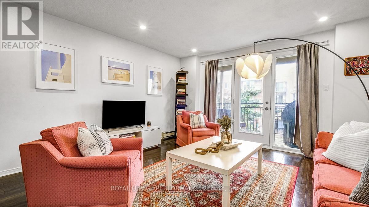 2D - 4 COLUMBUS AVENUE Image 16