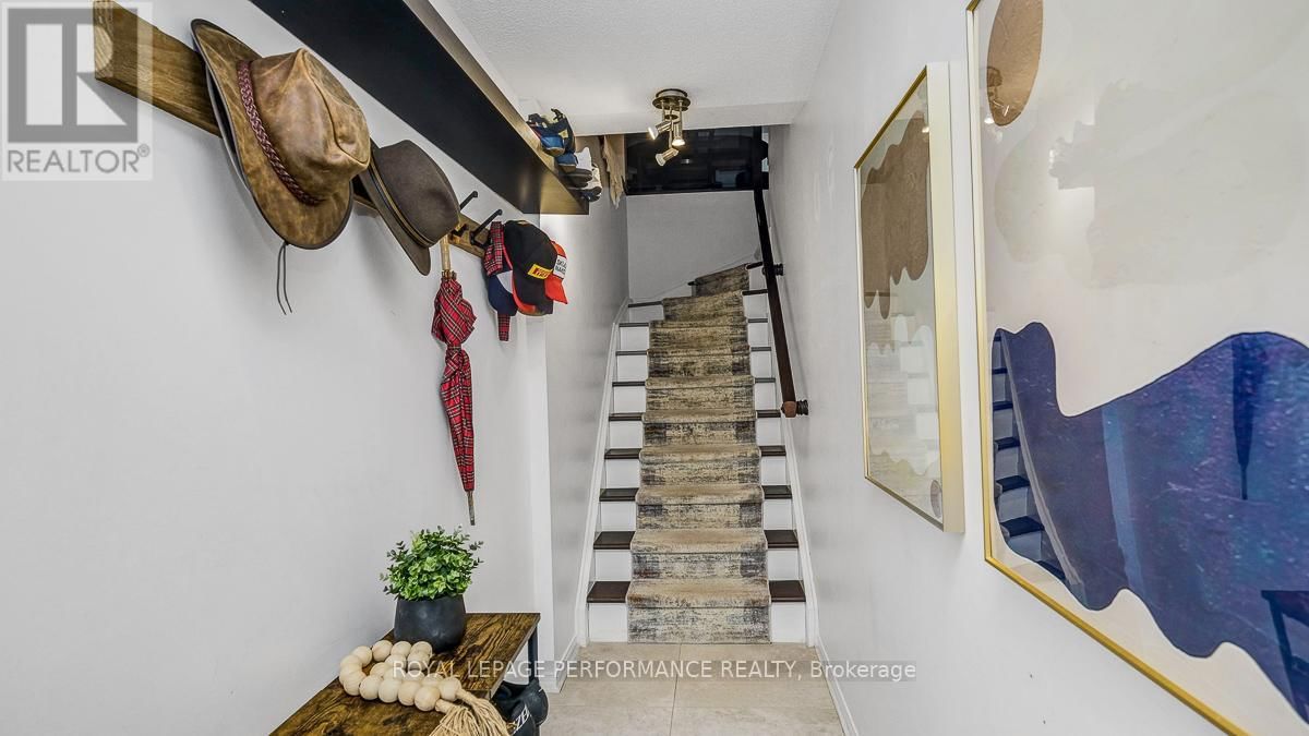 2D - 4 COLUMBUS AVENUE Image 3