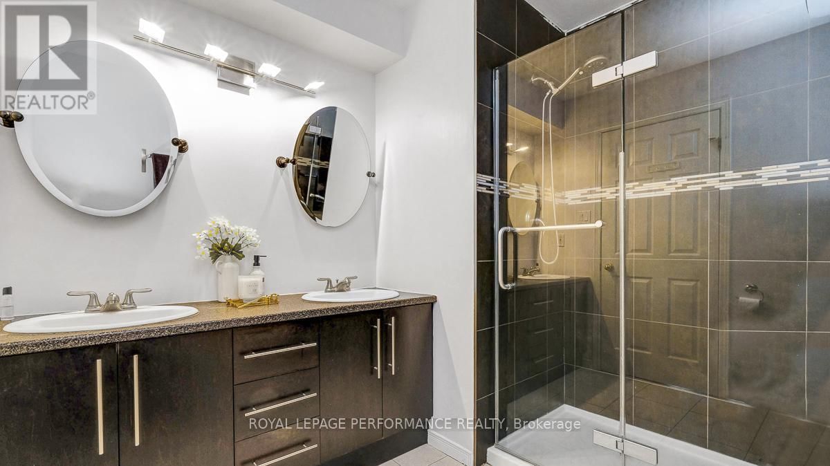 2D - 4 COLUMBUS AVENUE Image 31