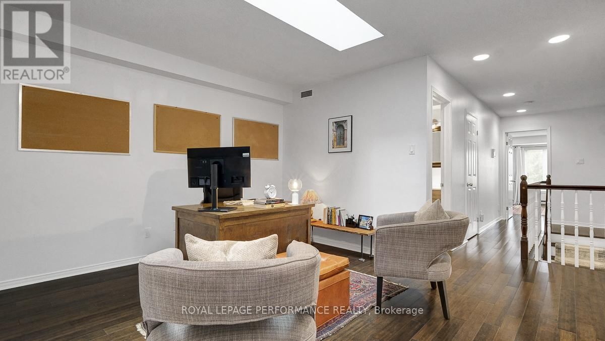 2D - 4 COLUMBUS AVENUE Image 33