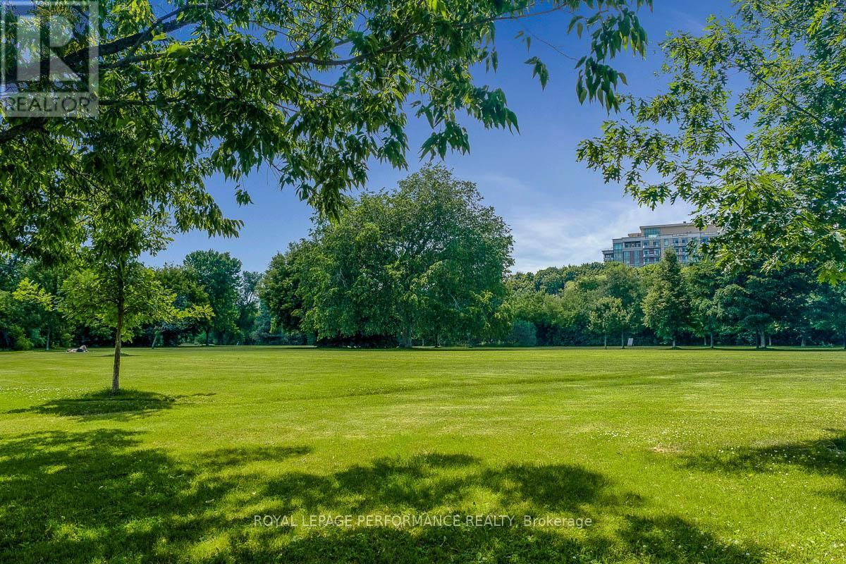 2D - 4 COLUMBUS AVENUE Image 45