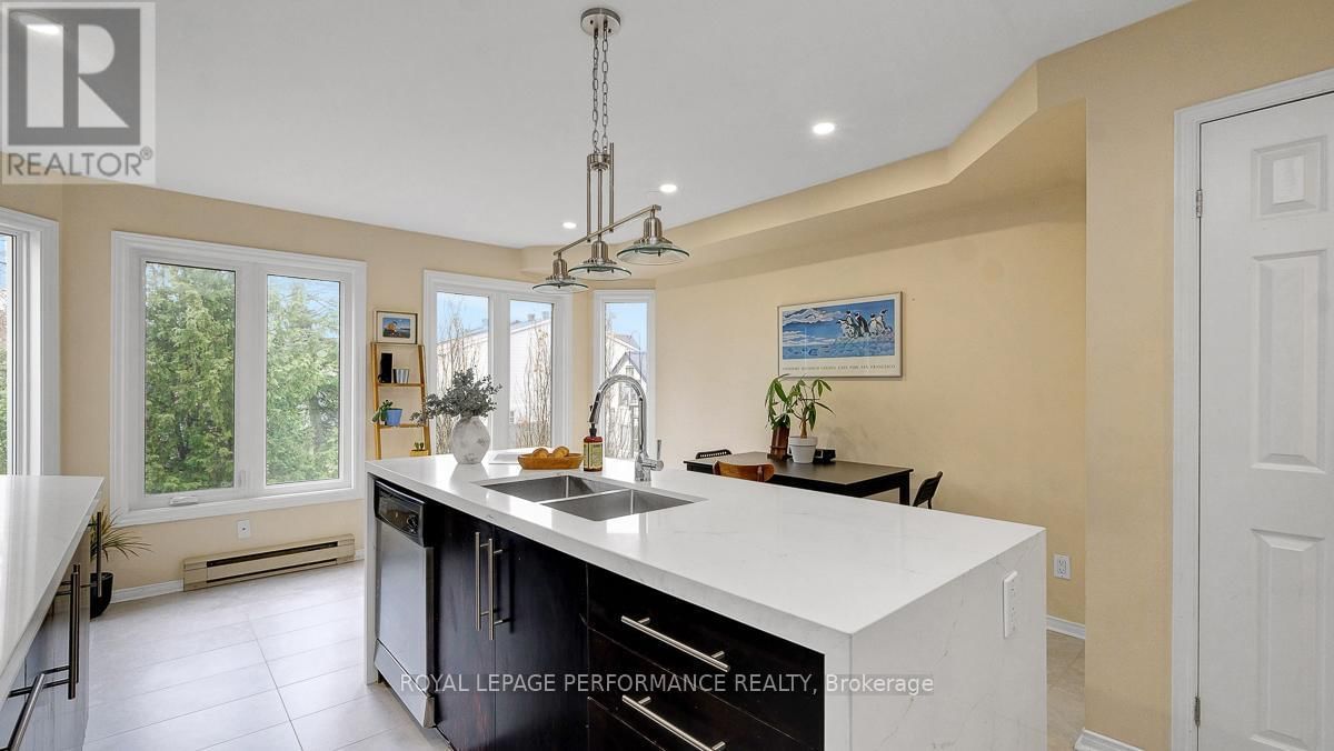 2D - 4 COLUMBUS AVENUE Image 7