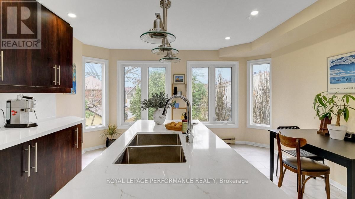 2D - 4 COLUMBUS AVENUE Image 9