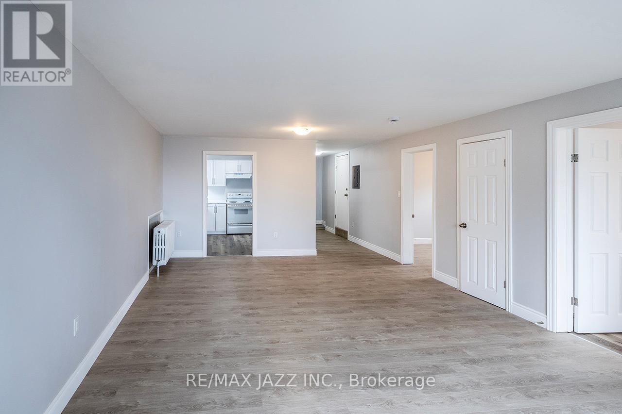 221 WALTON STREET Image 36