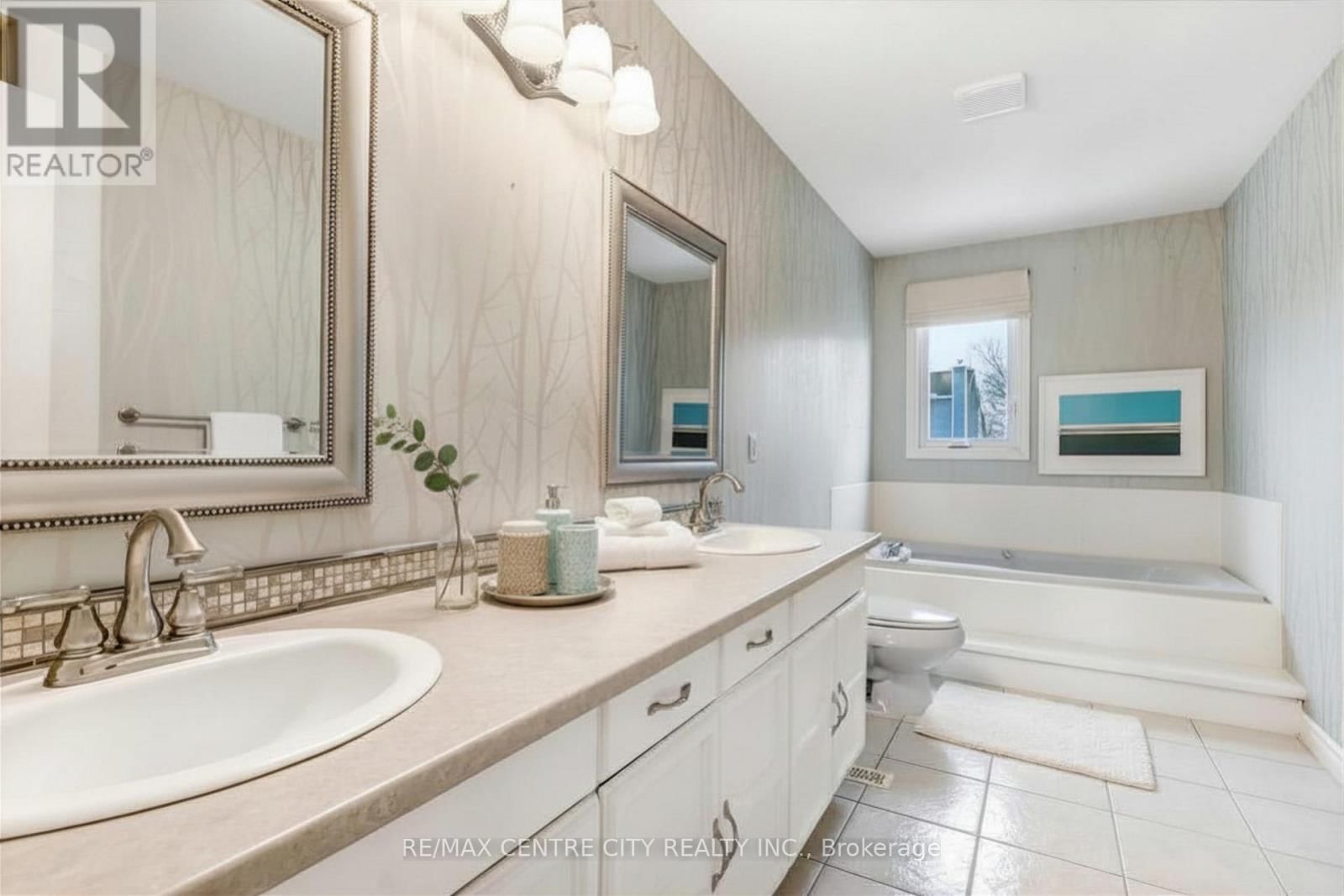 47 - 374 FRONT STREET Image 25