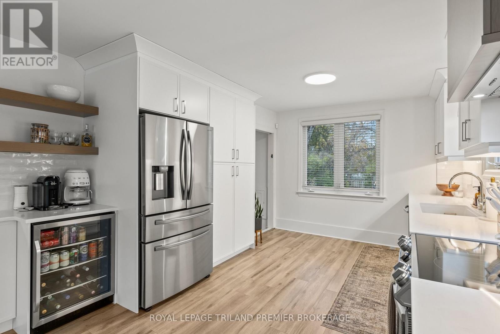 22 BRISCOE STREET EAST Image 13