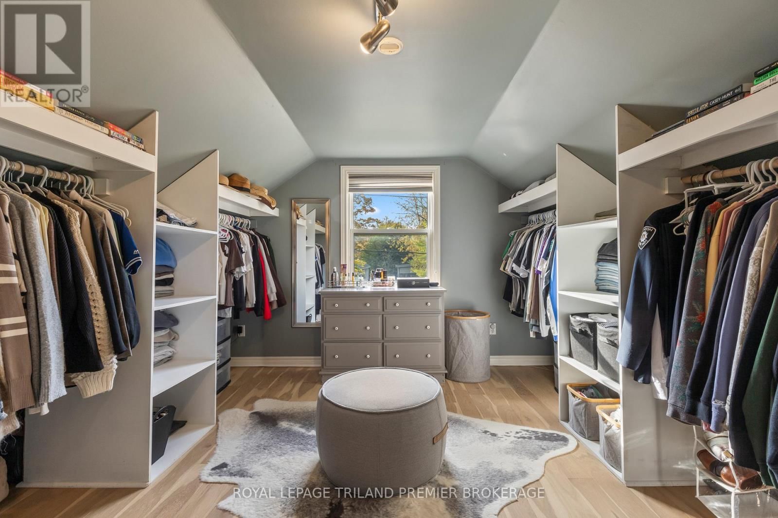 22 BRISCOE STREET EAST Image 24