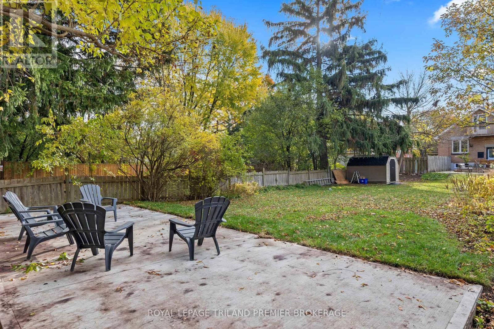 22 BRISCOE STREET EAST Image 38