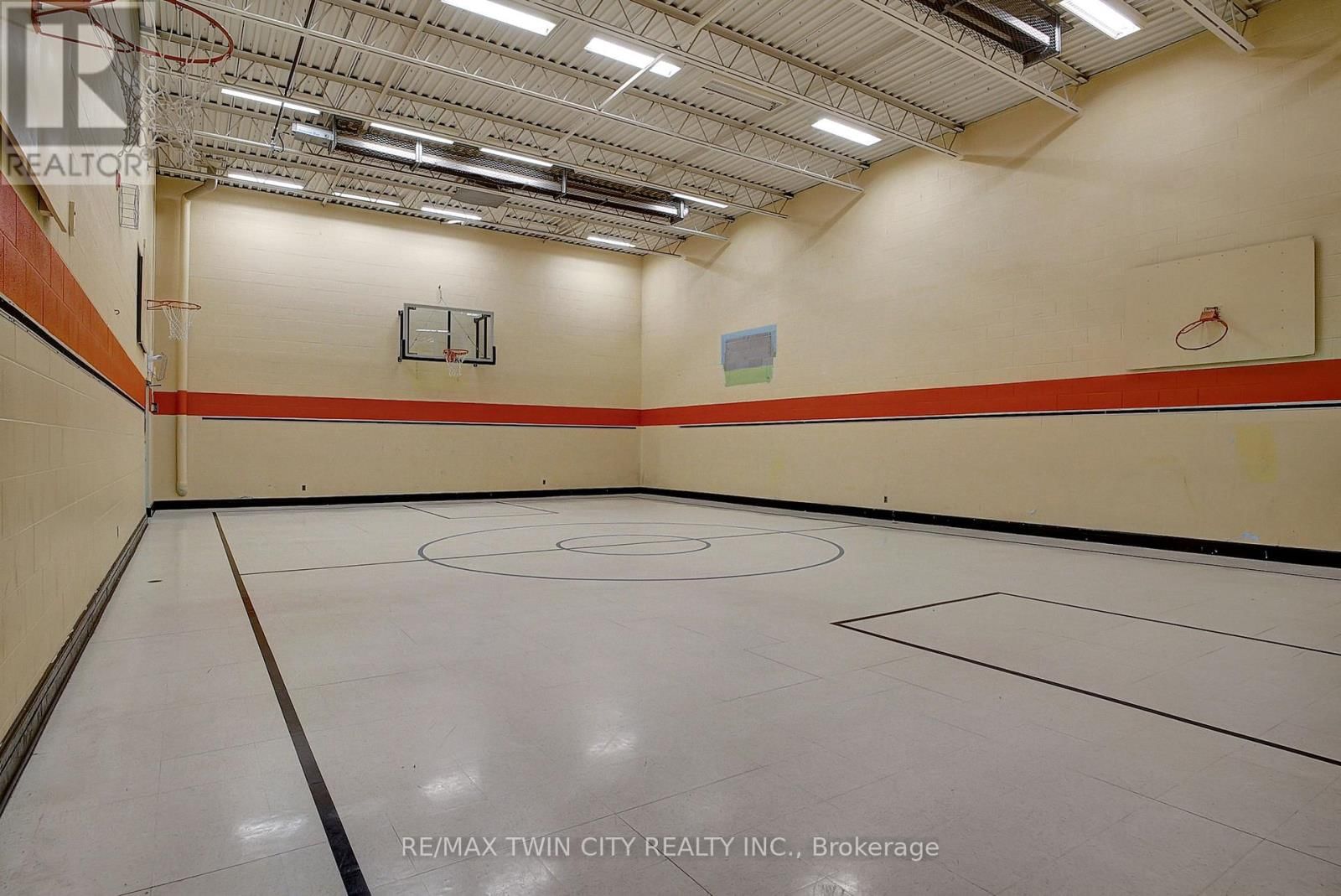 1855 NOTRE DAME DRIVE Image 6