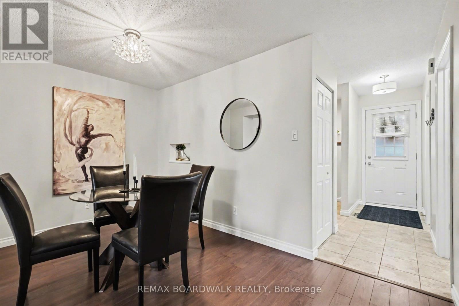 197 TEAL CRESCENT Image 10