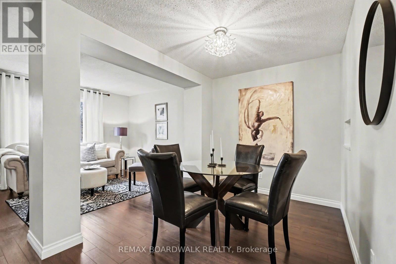 197 TEAL CRESCENT Image 11