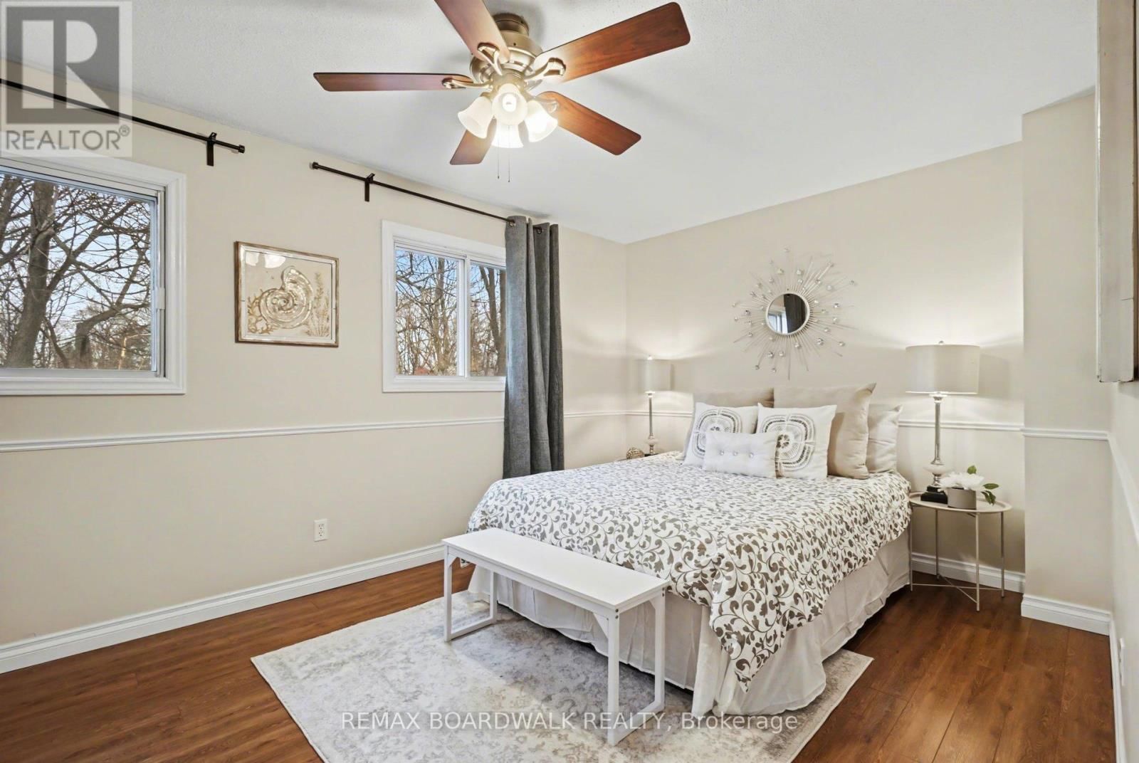 197 TEAL CRESCENT Image 18