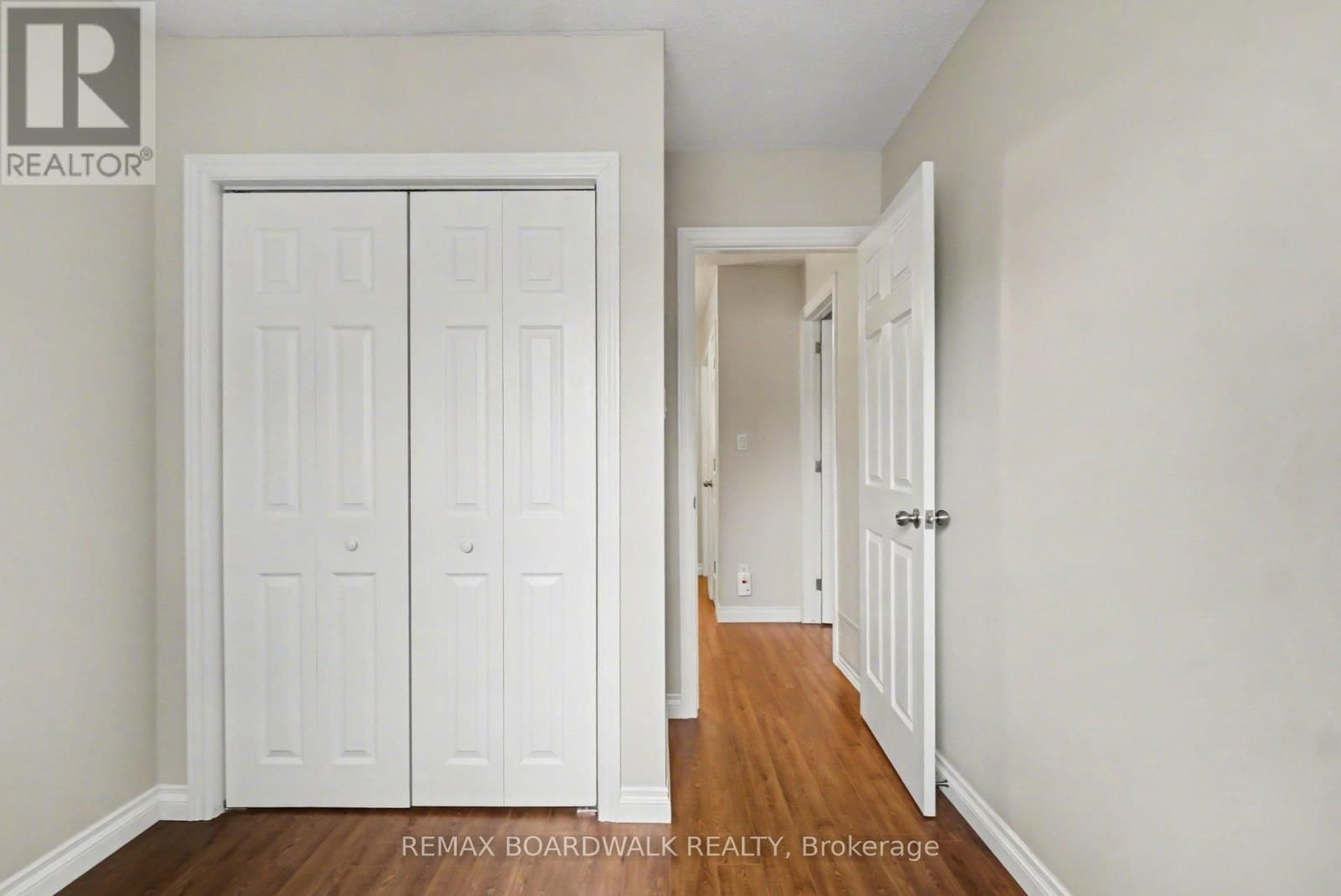 197 TEAL CRESCENT Image 24