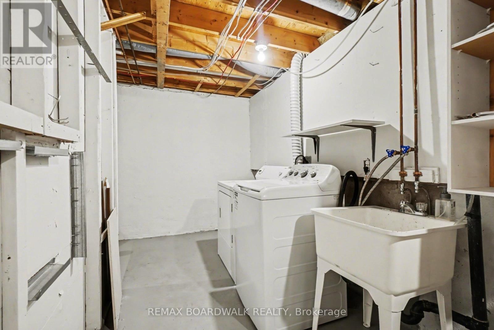 197 TEAL CRESCENT Image 29