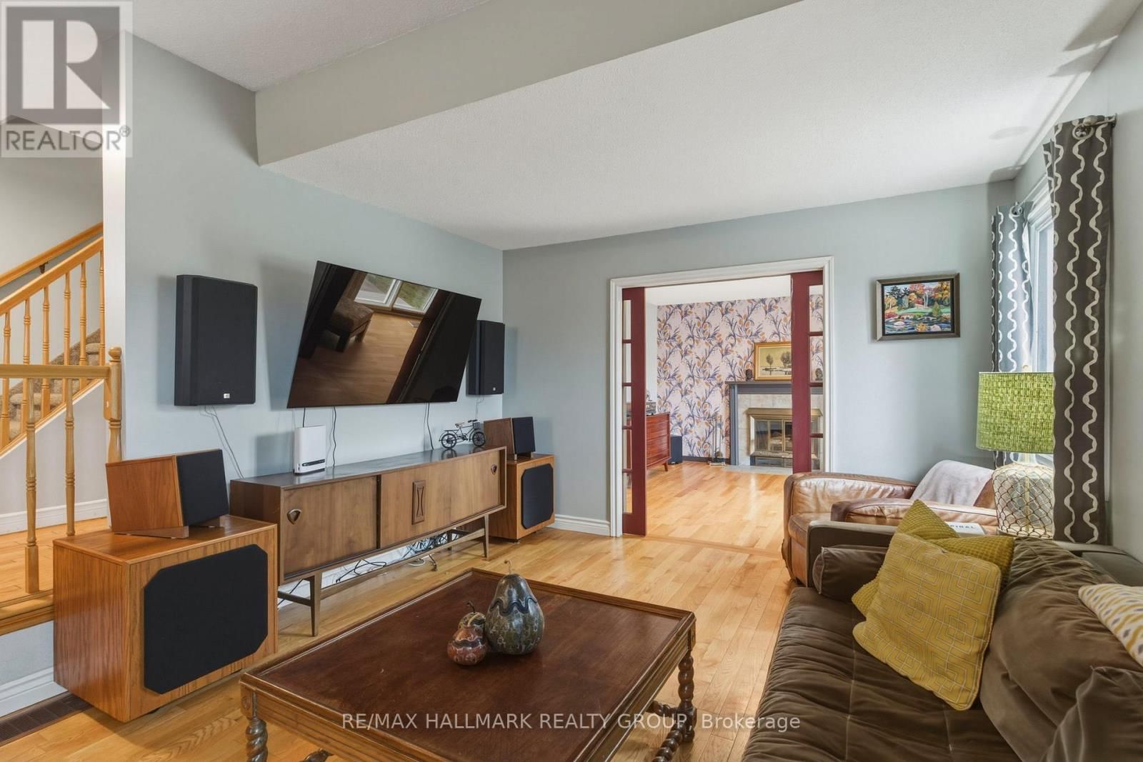 265 KINGSTON CRESCENT Image 16