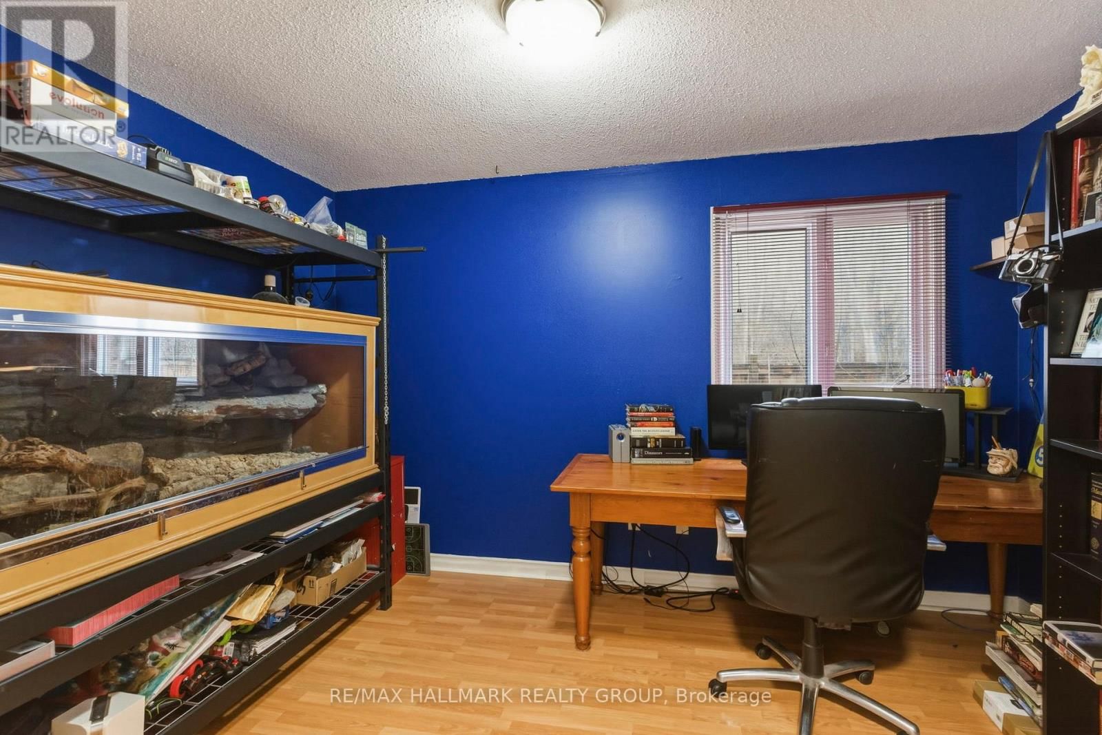 265 KINGSTON CRESCENT Image 22