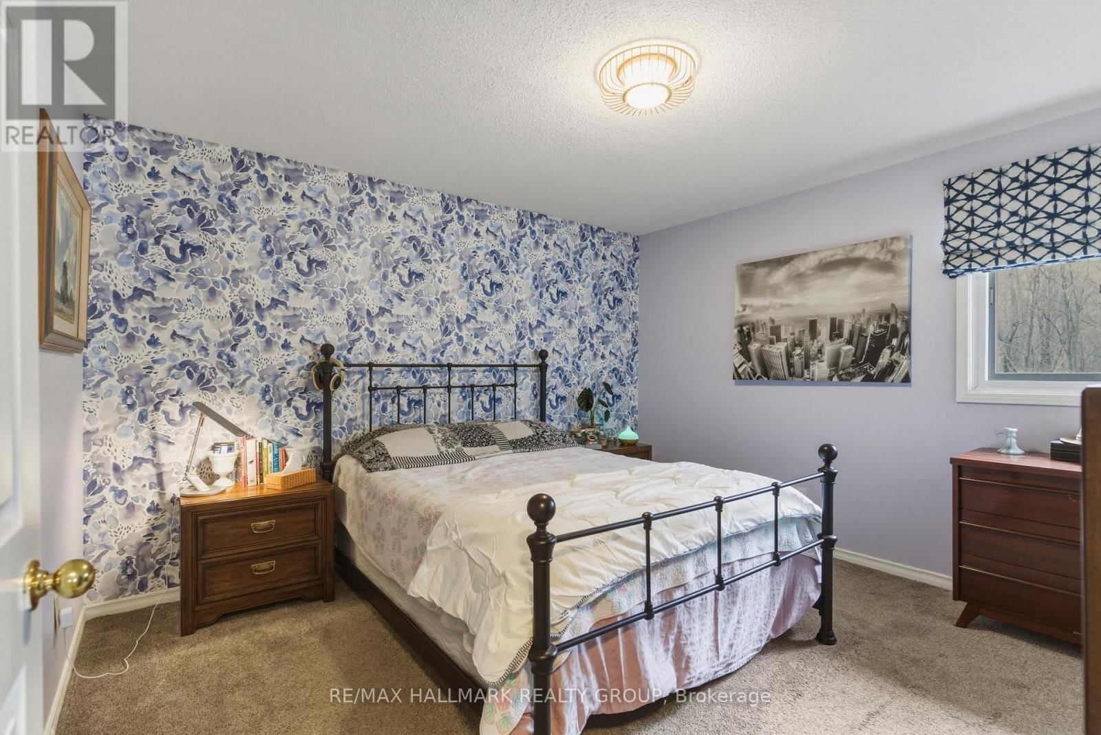 265 KINGSTON CRESCENT Image 24