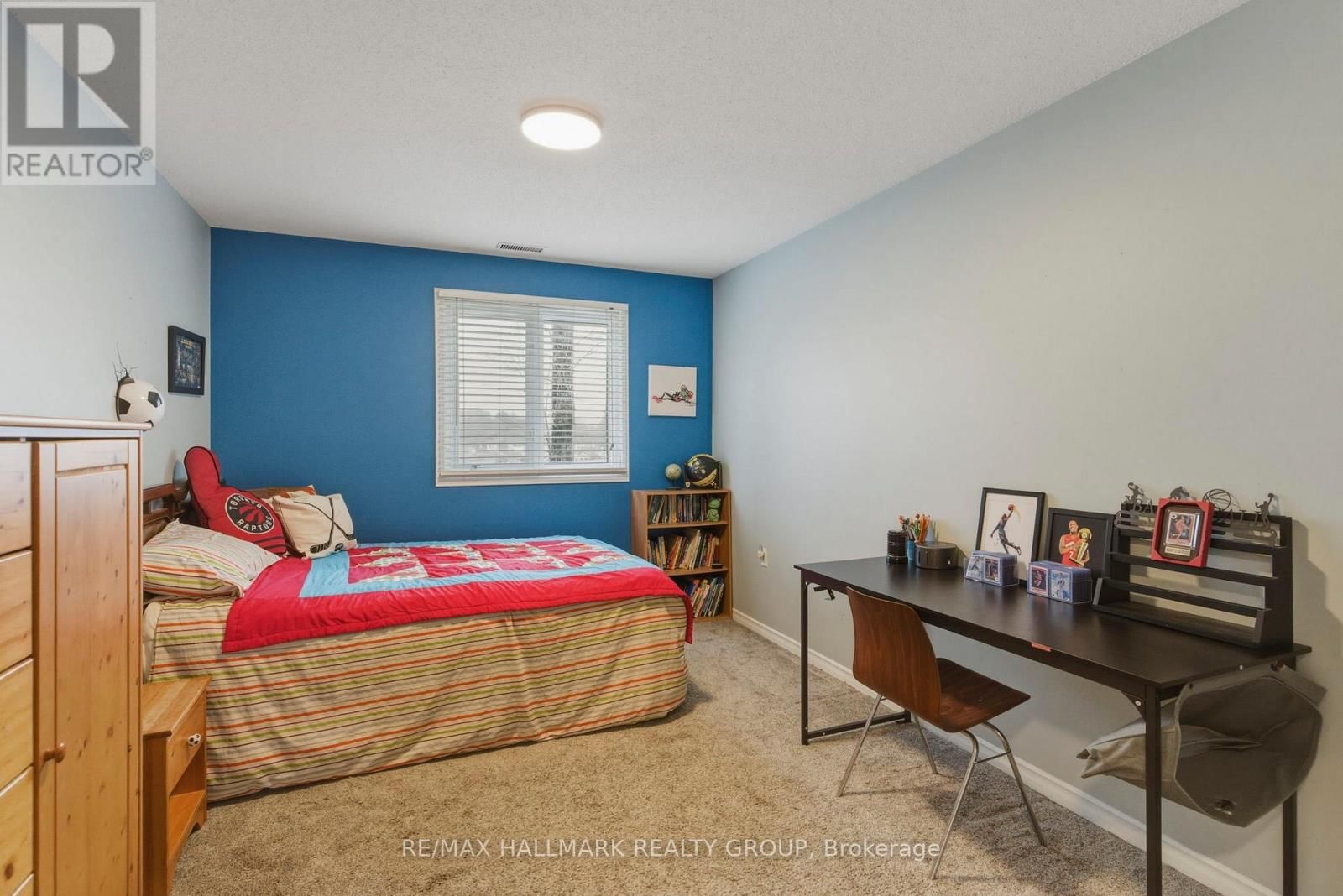 265 KINGSTON CRESCENT Image 27