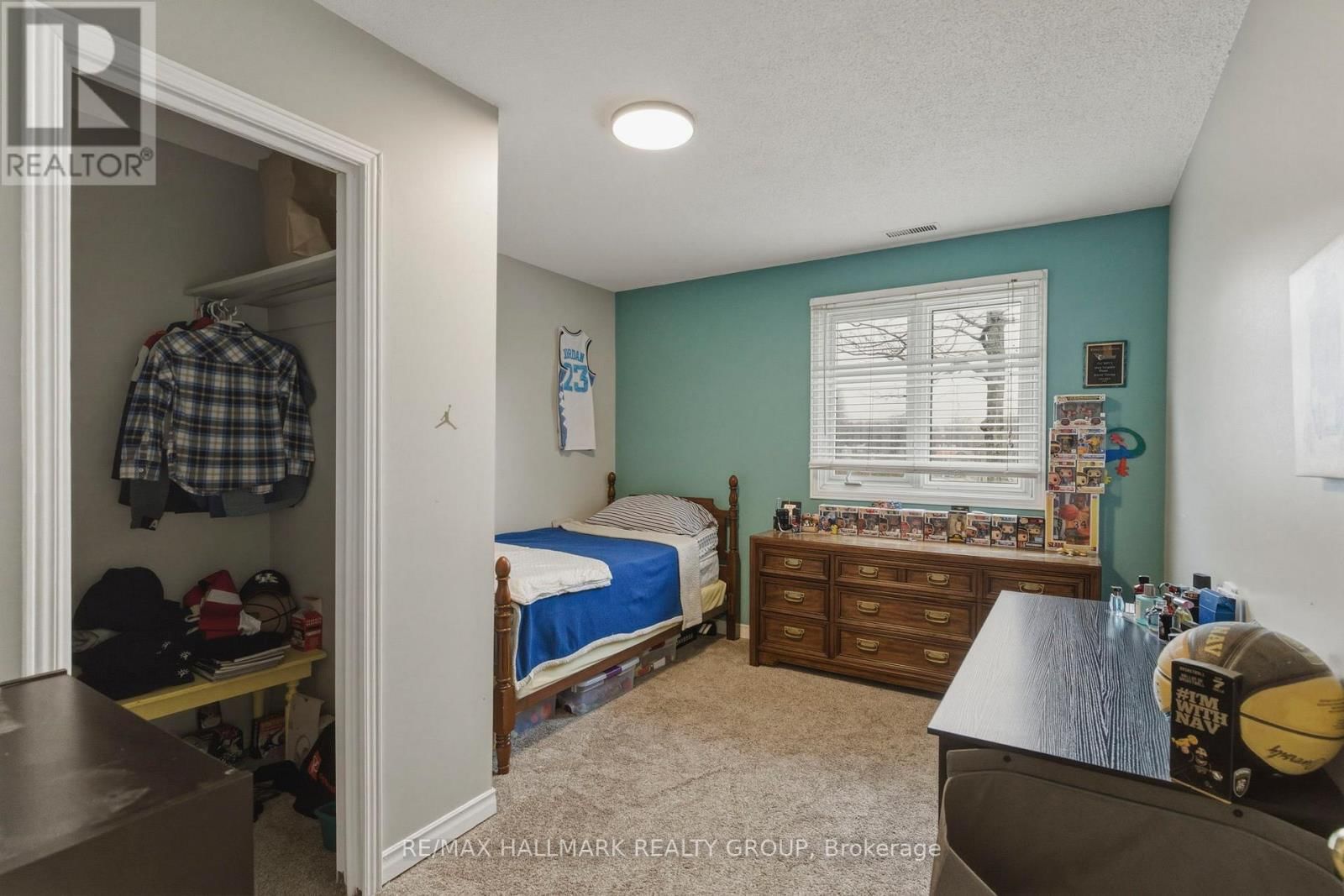 265 KINGSTON CRESCENT Image 28