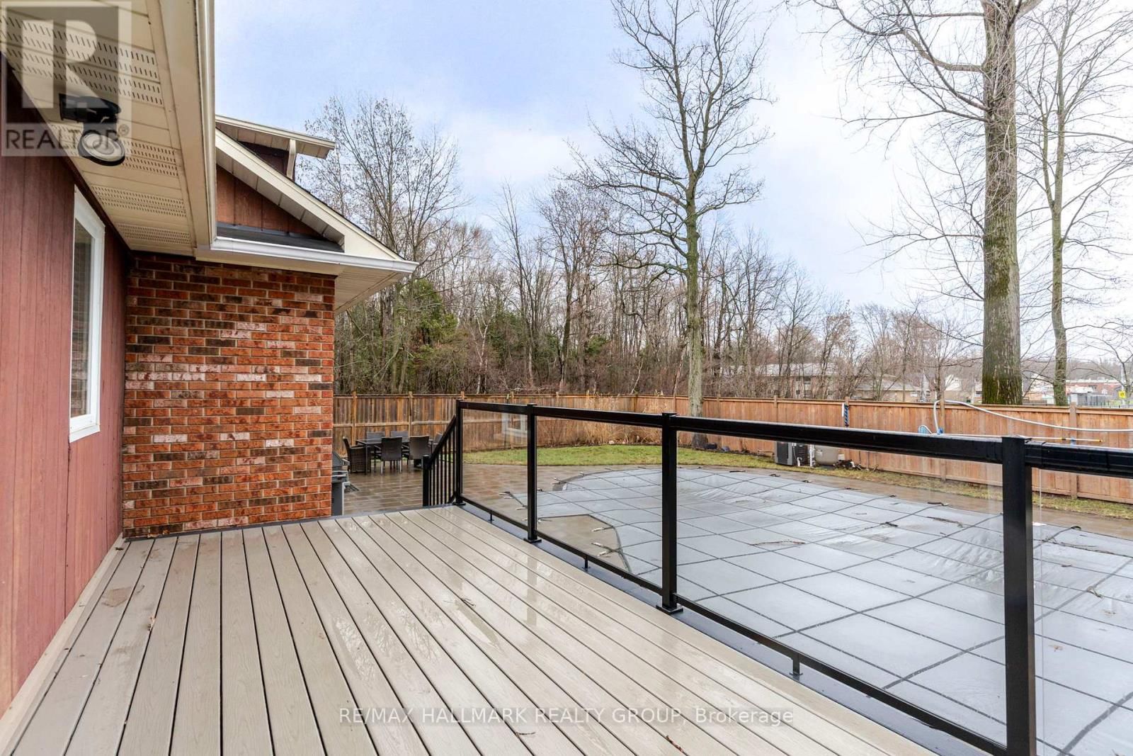 265 KINGSTON CRESCENT Image 30