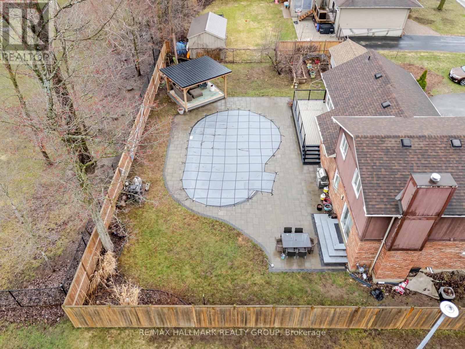 265 KINGSTON CRESCENT Image 41