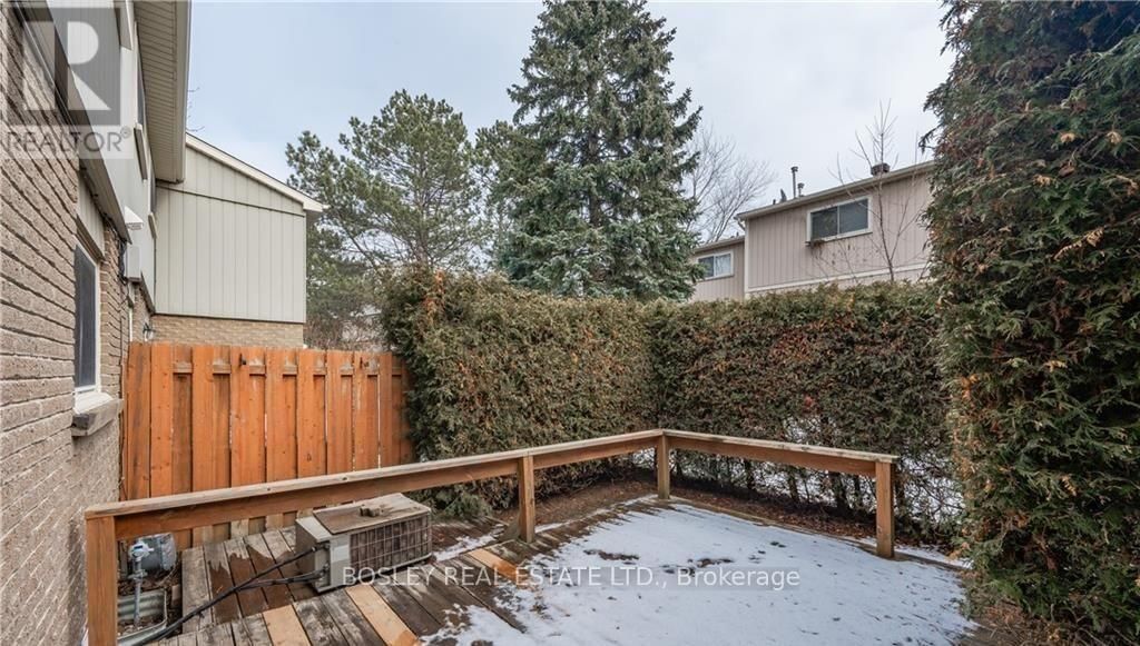 95 - 51 PAULANDER DRIVE Image 13