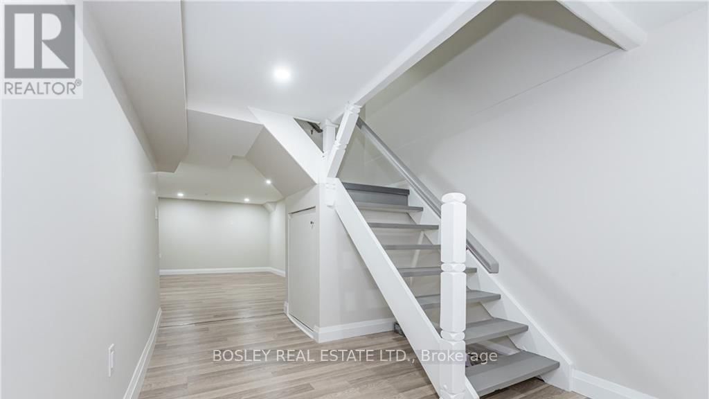 95 - 51 PAULANDER DRIVE Image 8