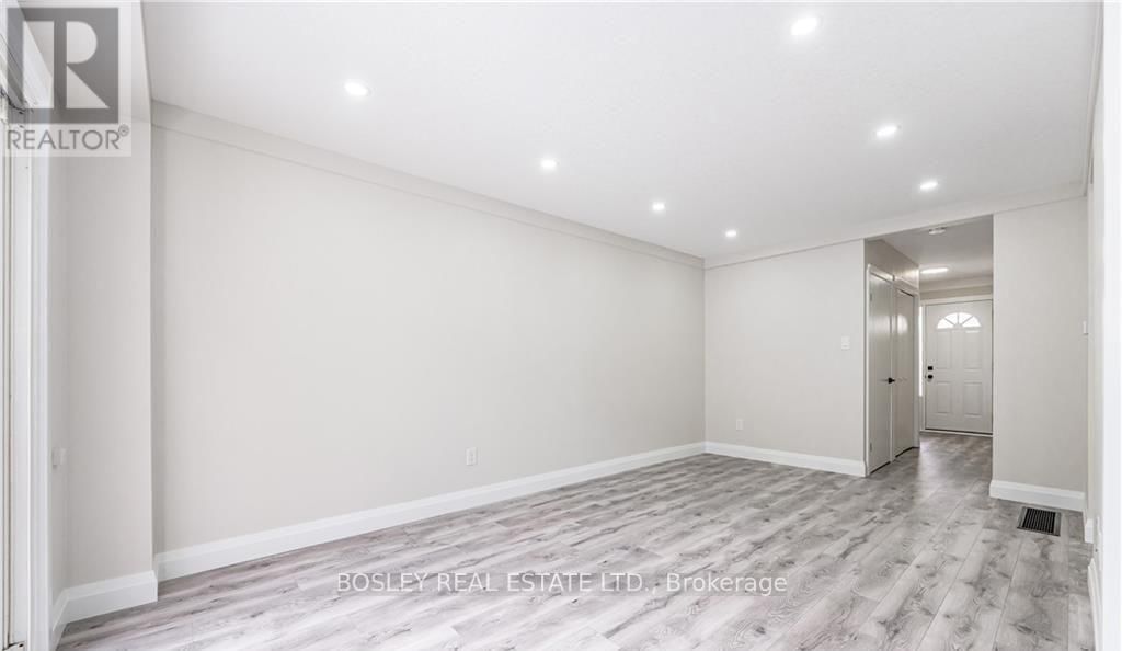 95 - 51 PAULANDER DRIVE Image 9