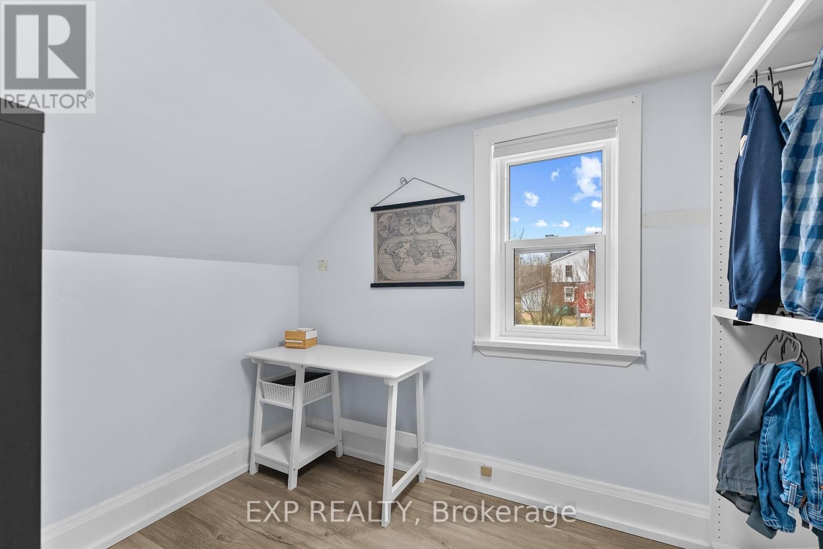 270 HARRY STREET Image 29